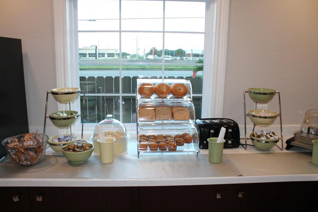 Quality Inn & Suites Port Arthur - Nederland Εξωτερικό φωτογραφία