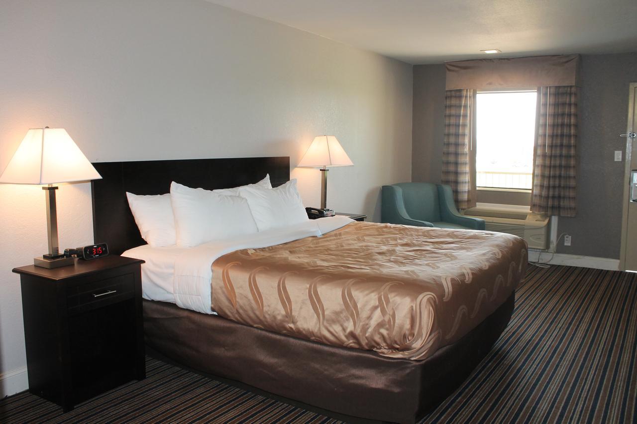 Quality Inn & Suites Port Arthur - Nederland Εξωτερικό φωτογραφία
