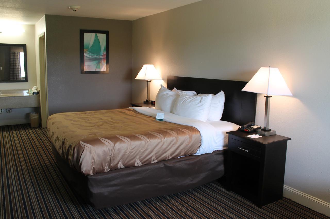 Quality Inn & Suites Port Arthur - Nederland Εξωτερικό φωτογραφία