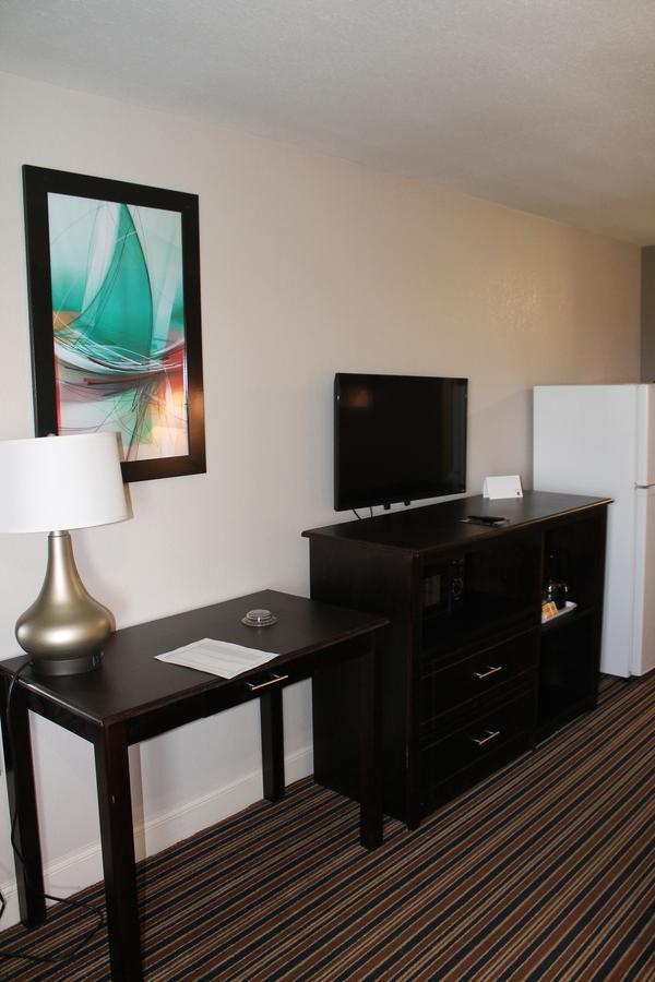 Quality Inn & Suites Port Arthur - Nederland Εξωτερικό φωτογραφία